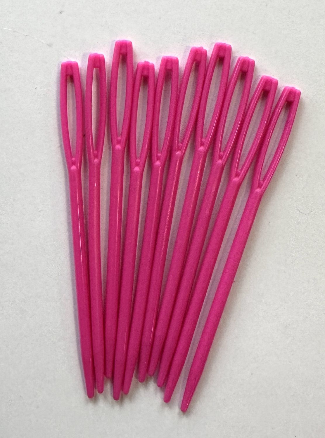 Nome Schoolhouse Plastic Yarn Needles 10 Pack