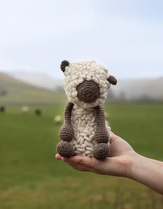 Toft Animal Crochet Kit- Hank the Dorset Sheep