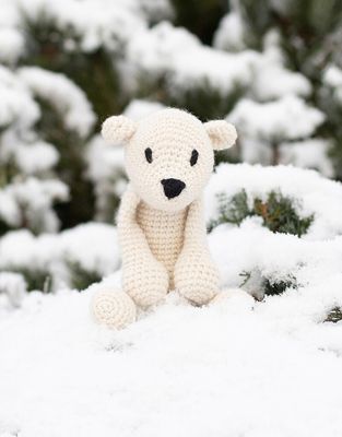 Toft Animal Crochet Kit- Piotr the Polar Bear