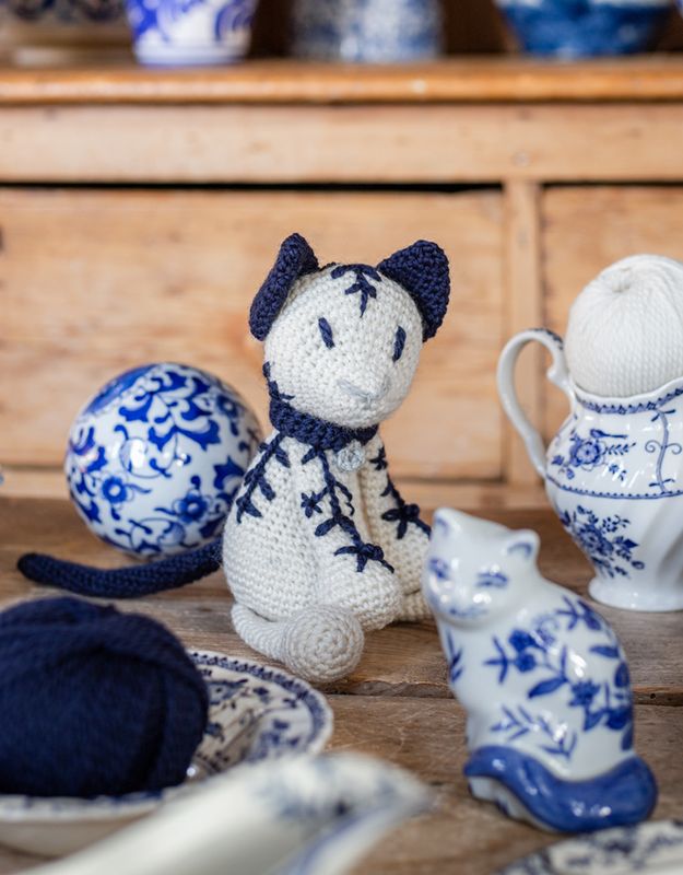 Toft Animal Crochet Kit - Moira the Cat Figurine