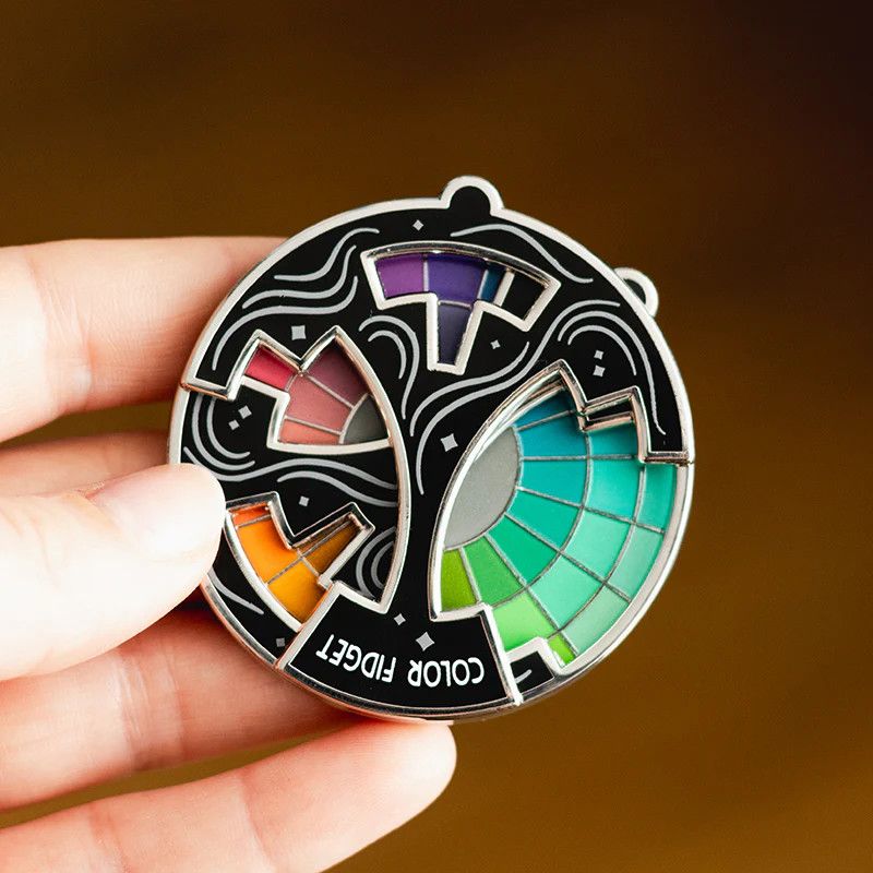 Gray Muse Color Fidget Pin