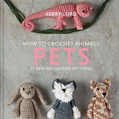 How to Crochet: PETS Mini Menagerie book