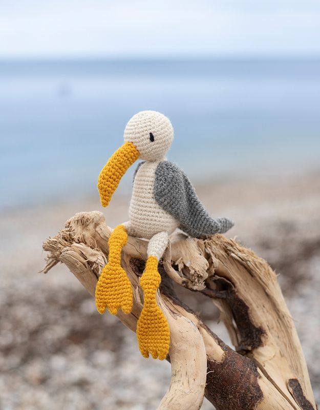 Toft Animal Crochet Kit - Dave the Gull Kit