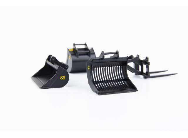 Eurosteel excavator attachment set (licensed)S6/S60 connection (fits the volvo EWR150E) Excavator bucket. Ditch-cleaning bucket. Skeleton bucket. Pallet Fork