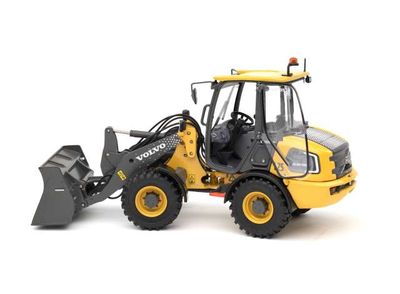 Volvo L25 Compact Wheel Loader Electric