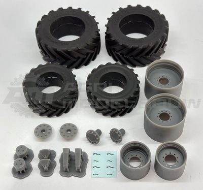 Complete set Michelin MACHXBIB 900/50R42 &amp; 710/55R30 banden t.b.v. Fendt 618 &amp; 620 UH