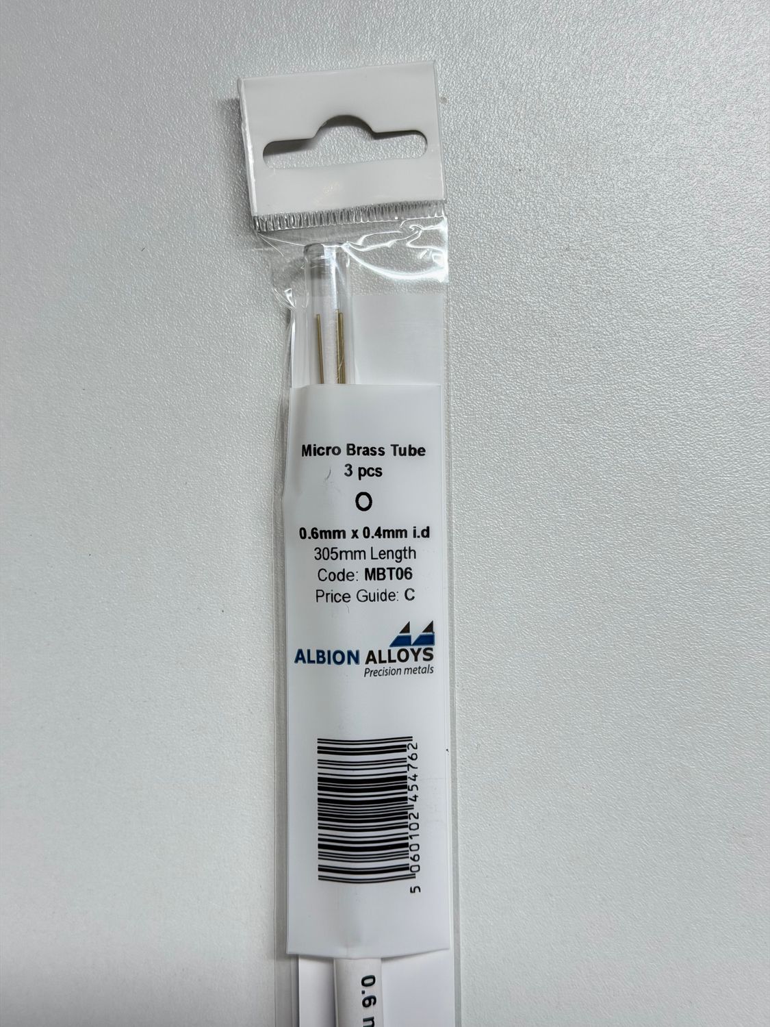 3x messing buis Ø 0,6x0,4mm L305mm Albion Alloys