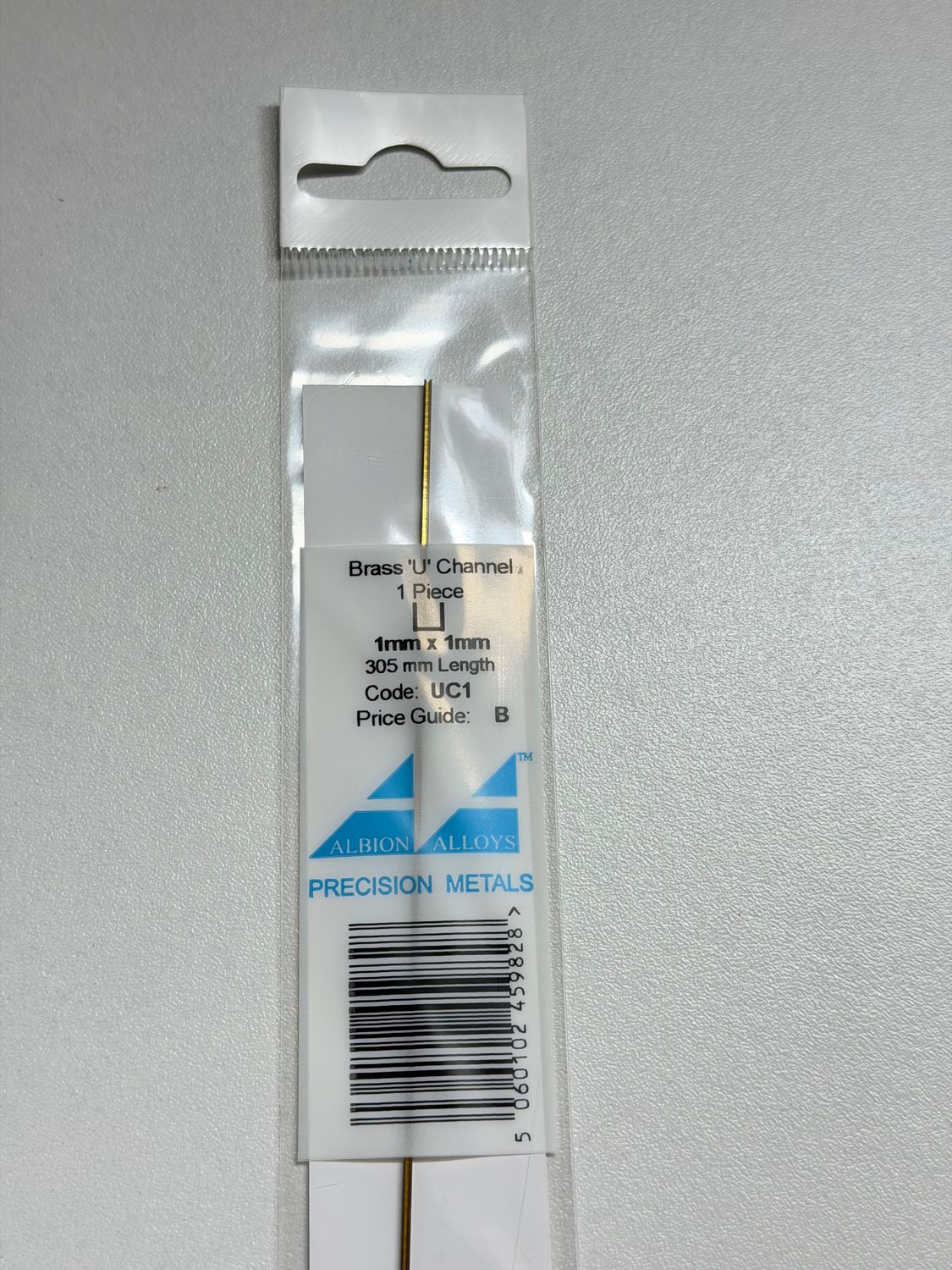 1x messing U profiel 1x1x1mm L305mm Albion Alloys