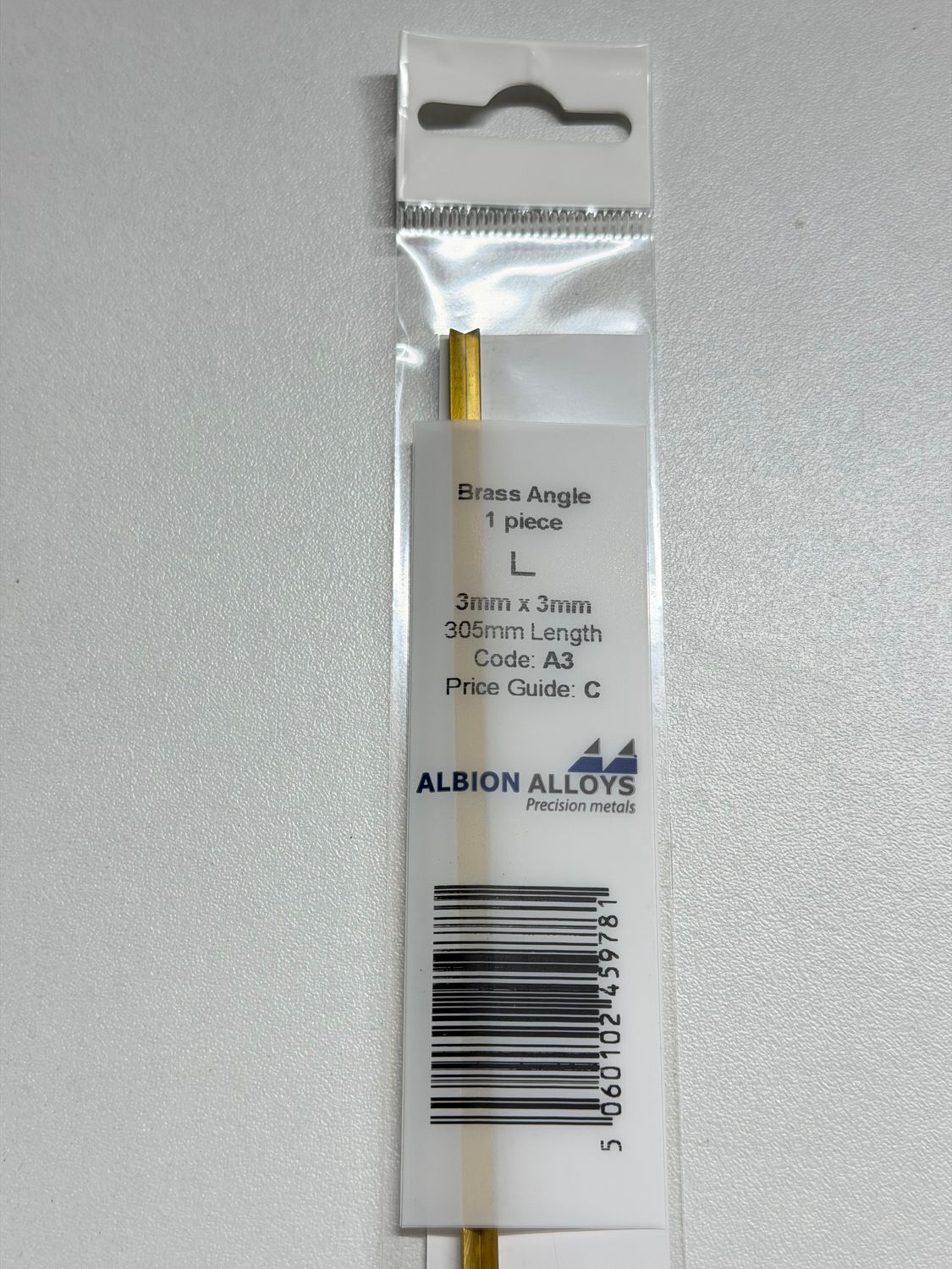 1x messing L profiel 3x3mm L305mm Albion Alloys