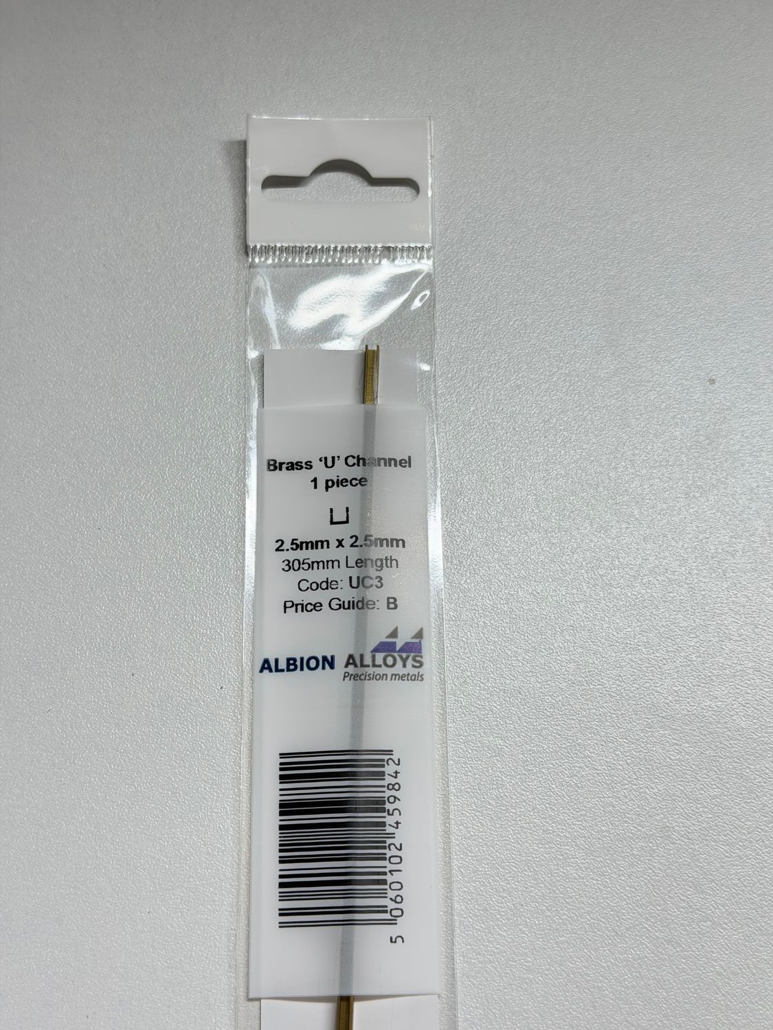 1x messing U profiel 2,5x2,5x2,5mm L305mm Albion Alloys