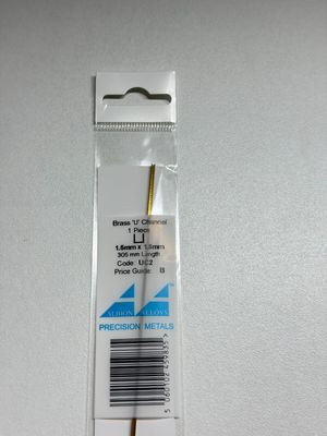 1x messing U profiel 1,5x1,5x1,5mm L305mm Albion Alloys
