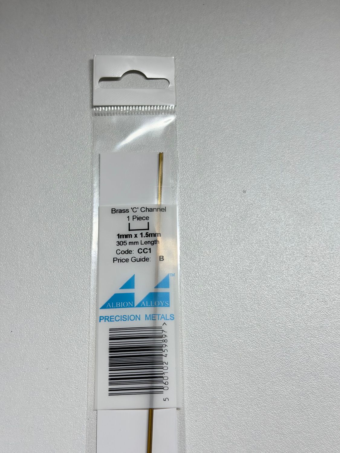 1x Messing C profiel 1x1,5x1mm L305mm Albion Alloys