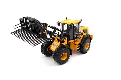 JCB 435S Agri wheel loader with grass forkDisconnectable accessory Quick Fit system to connect future accessories