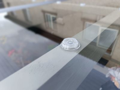 Clear Plastic Buttons – 100 Units