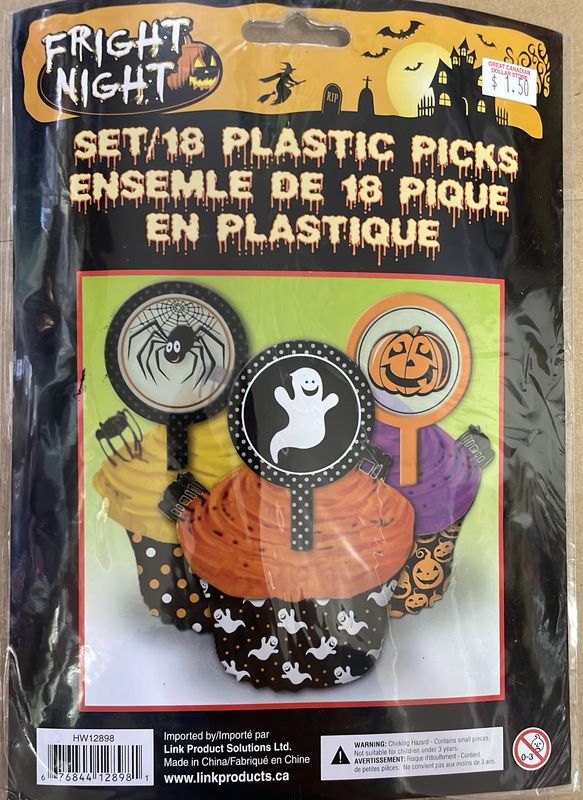 18 Plastic Picks