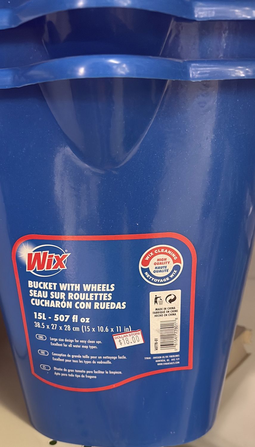 Bucket with wheels