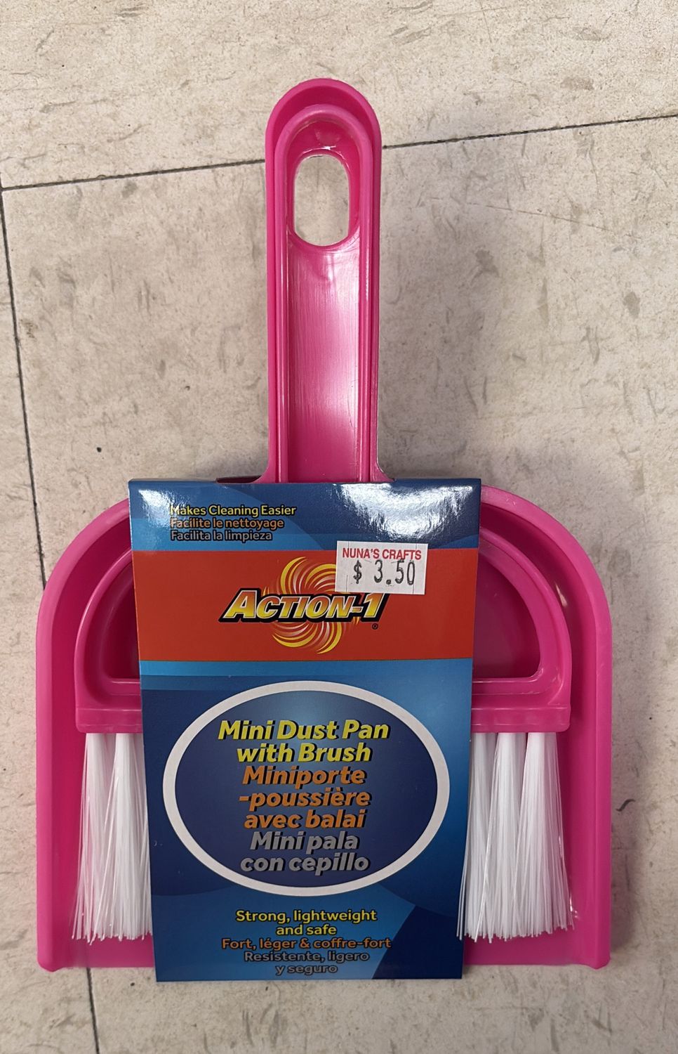 Mini dust pan with brush