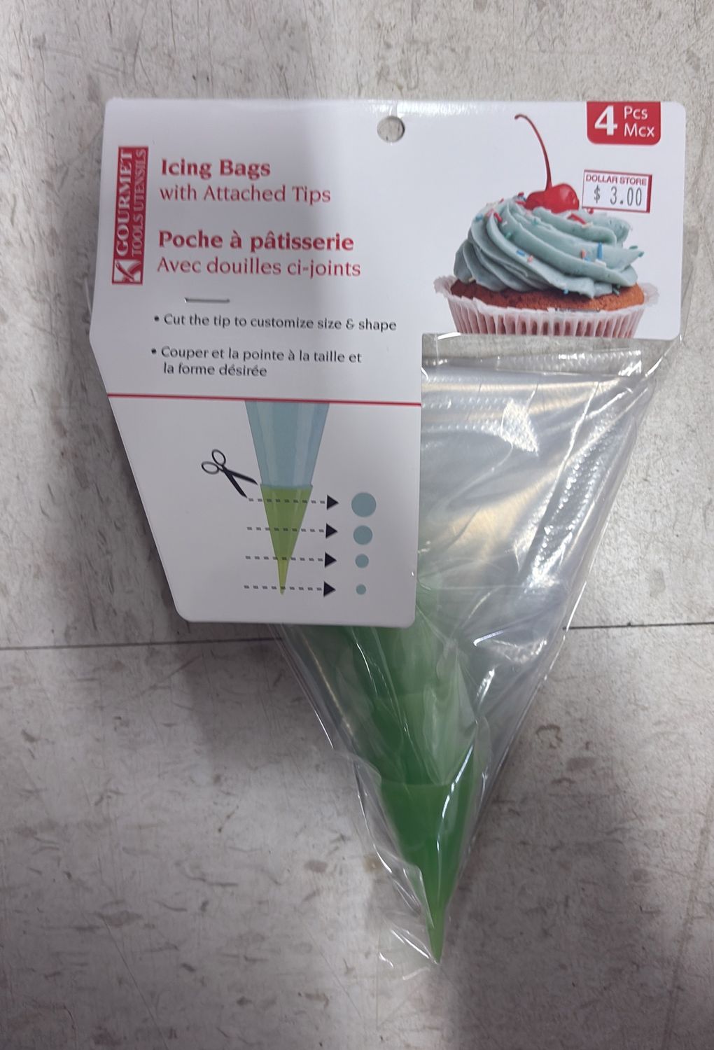 4pc Icing Bags with Attached Tips