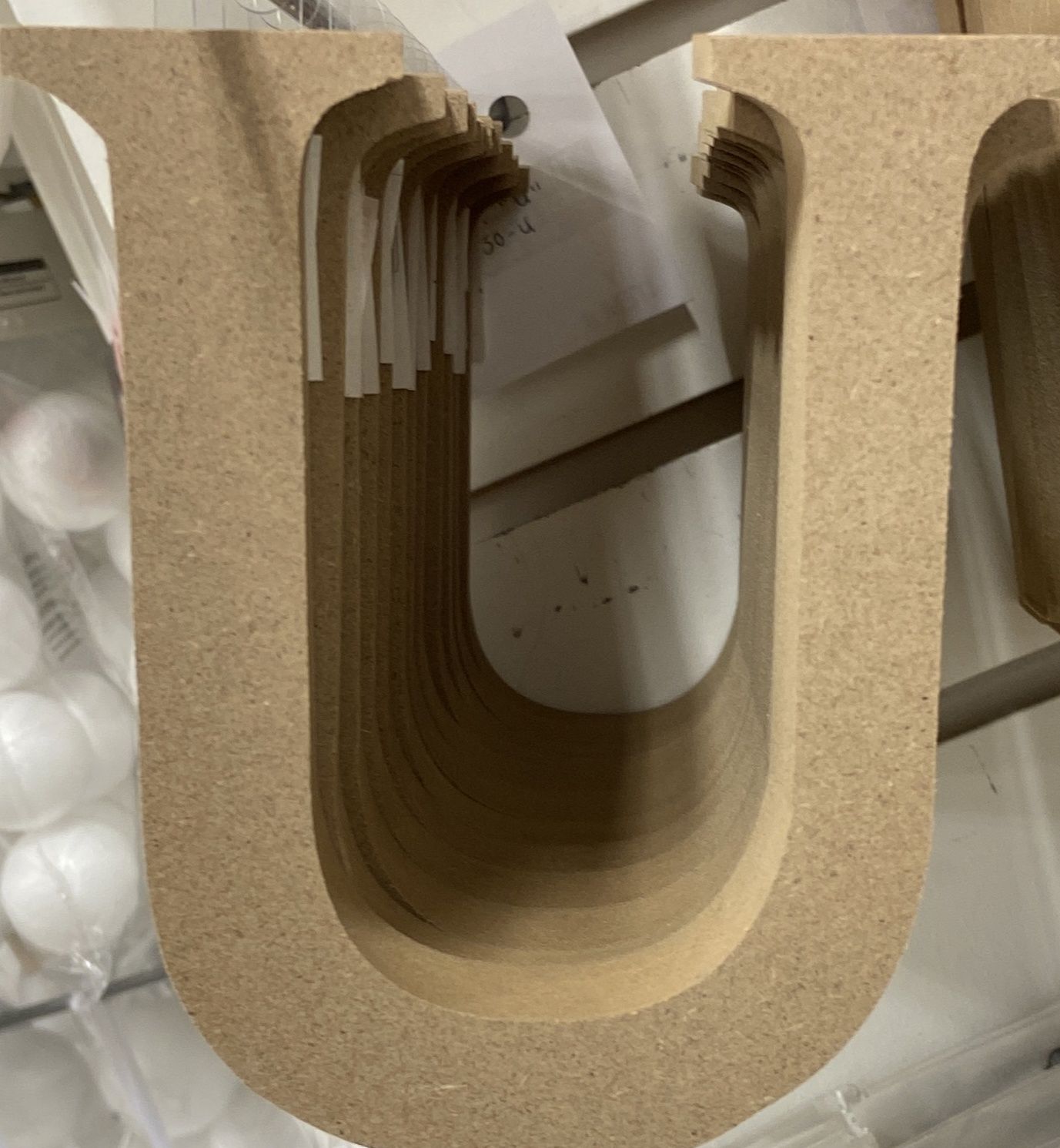 MultiCraft: Pressboard Letters - U