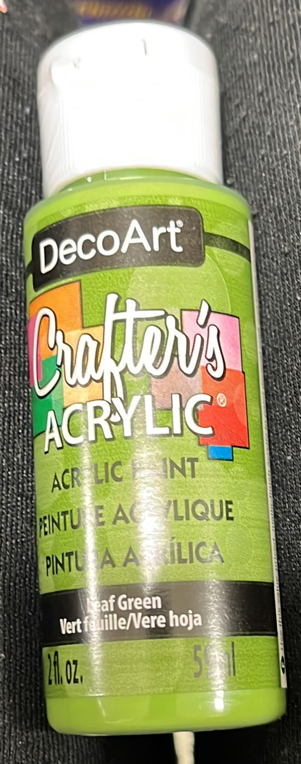 Crafter&#39;s Acrylic: Acrylic Paint (Leaf Green DCA36)