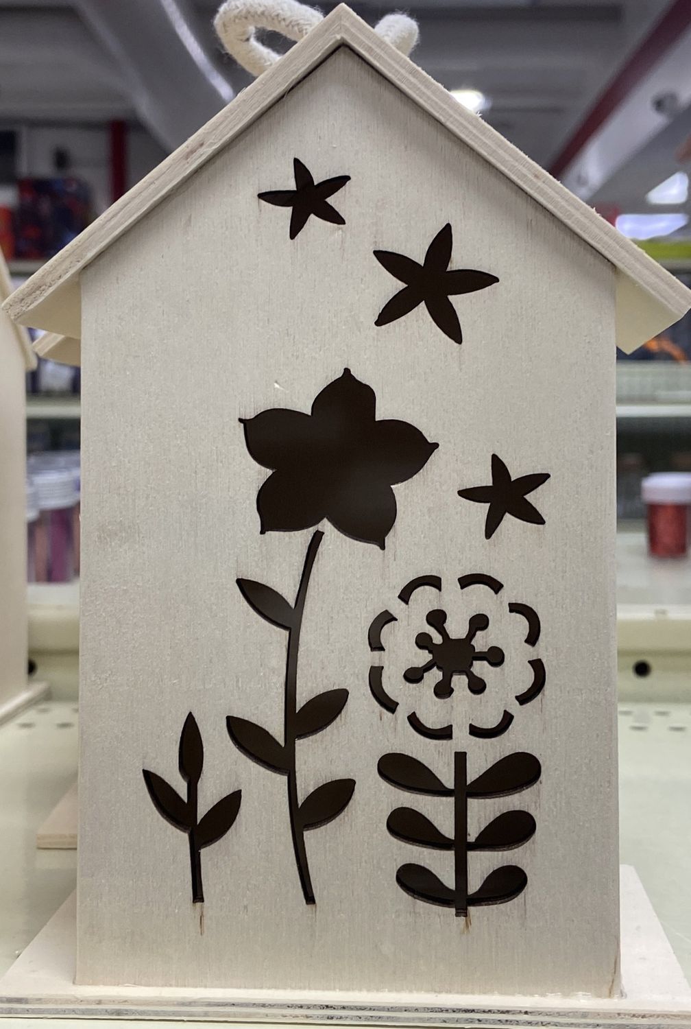 MultiCraft: Wooden Birdhouse with Flower Design