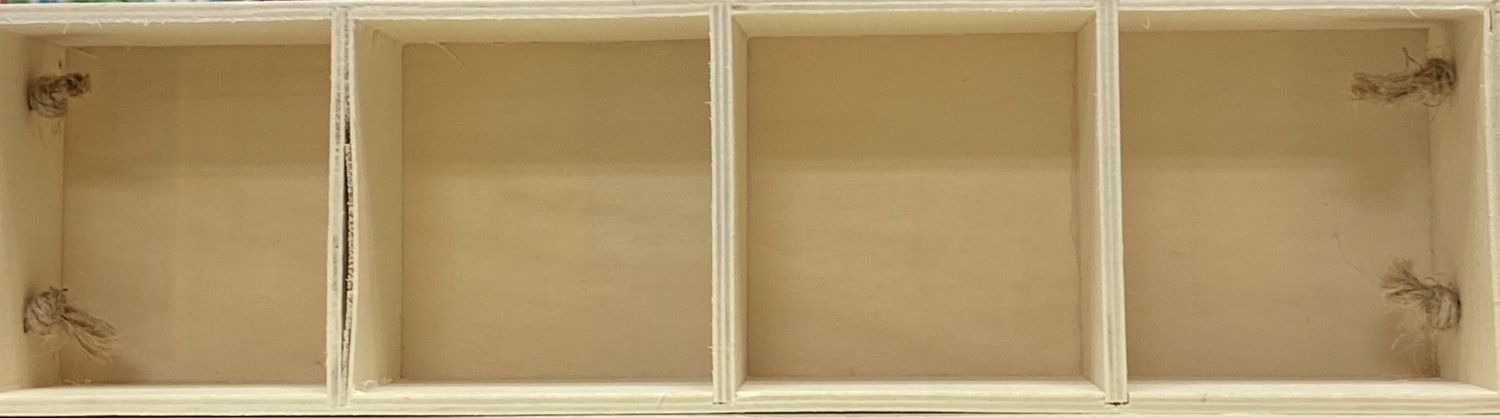 MultiCraft: Wooden Box with 4 Slots