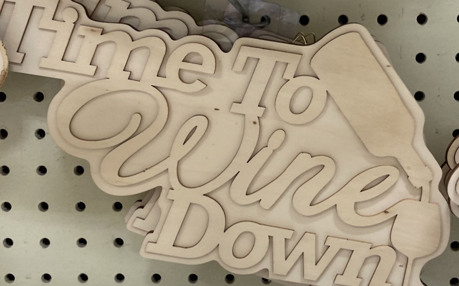 MultiCraft: Time To Wine Down - Hanging Wooden Sign