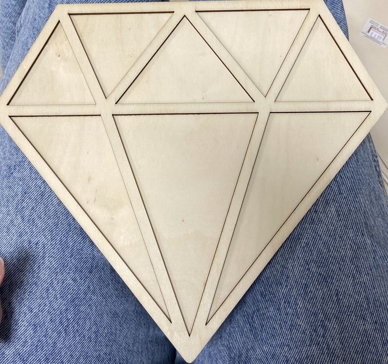 MultiCraft: Diamond Wooden Shape