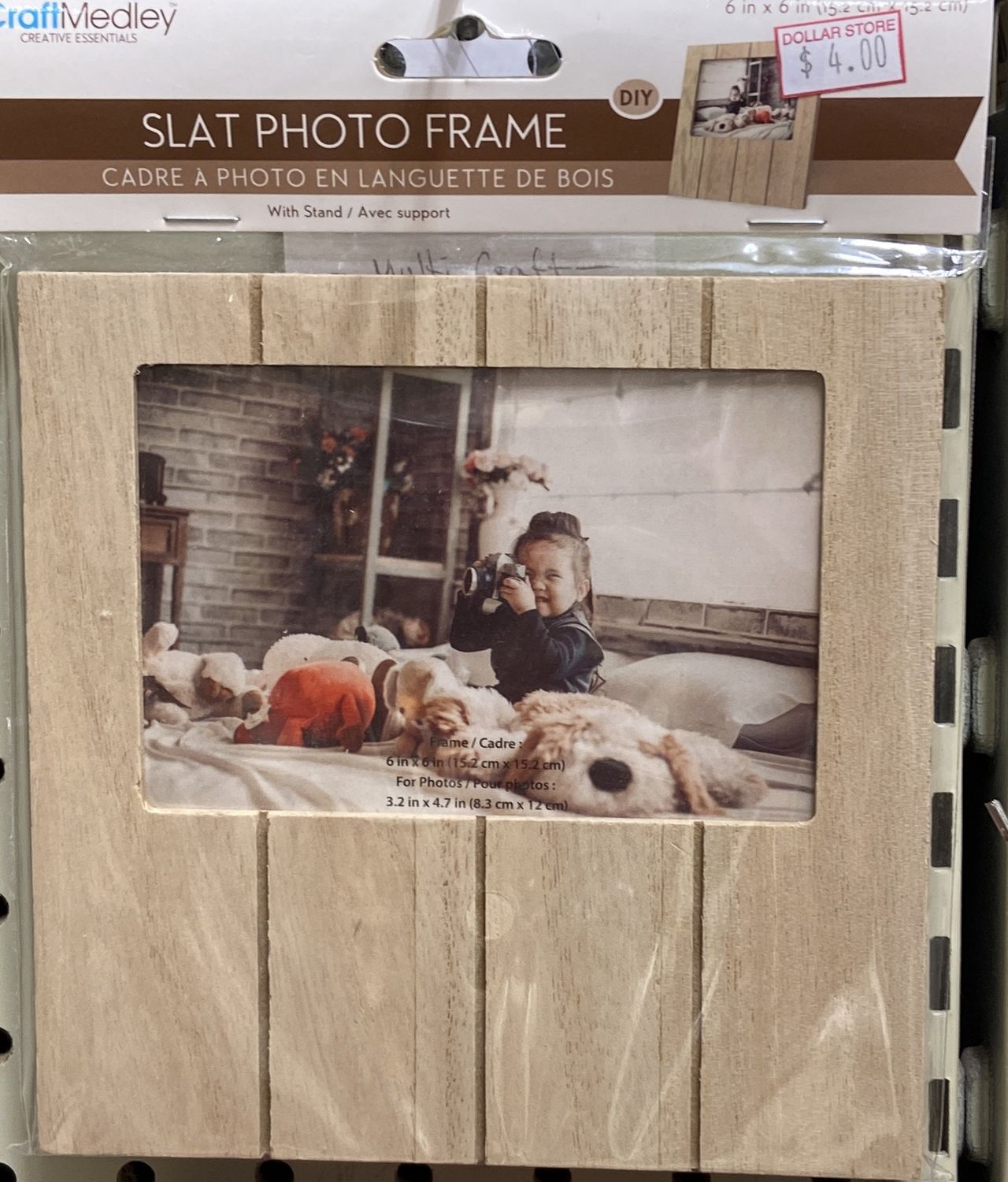 CraftMedley: Slat Photo Frame