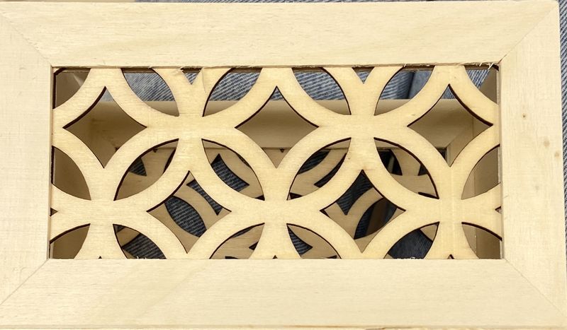 MultiCraft: Medium Wooden Tray with Intersecting Circles
