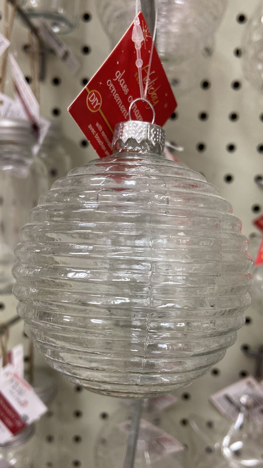 Holiday Essentials: Circle Glass Ornament