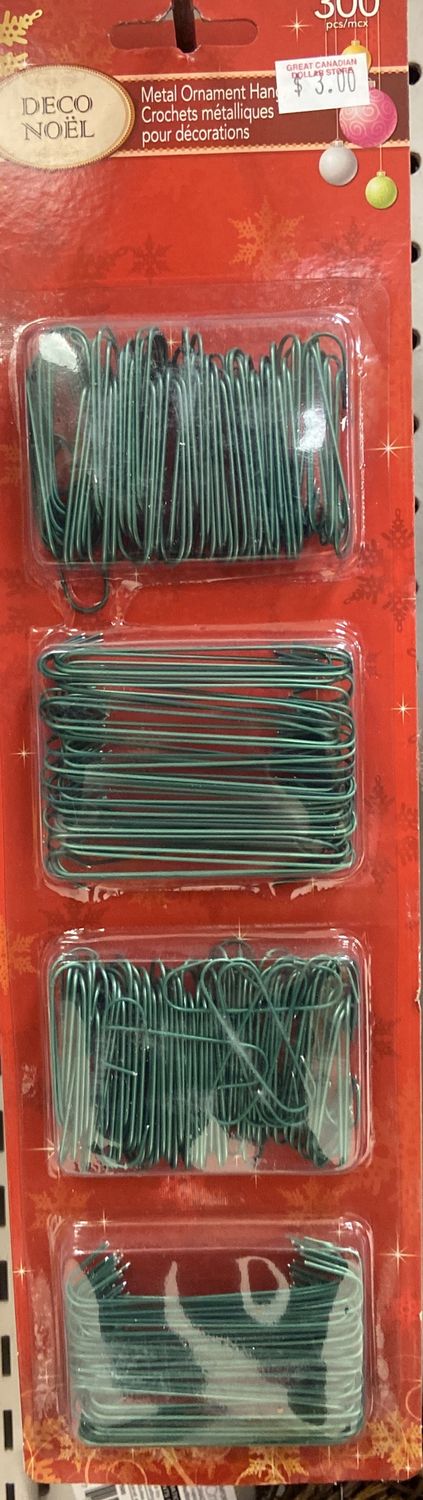 Deco Noel: 300 Green Ornament Hooks