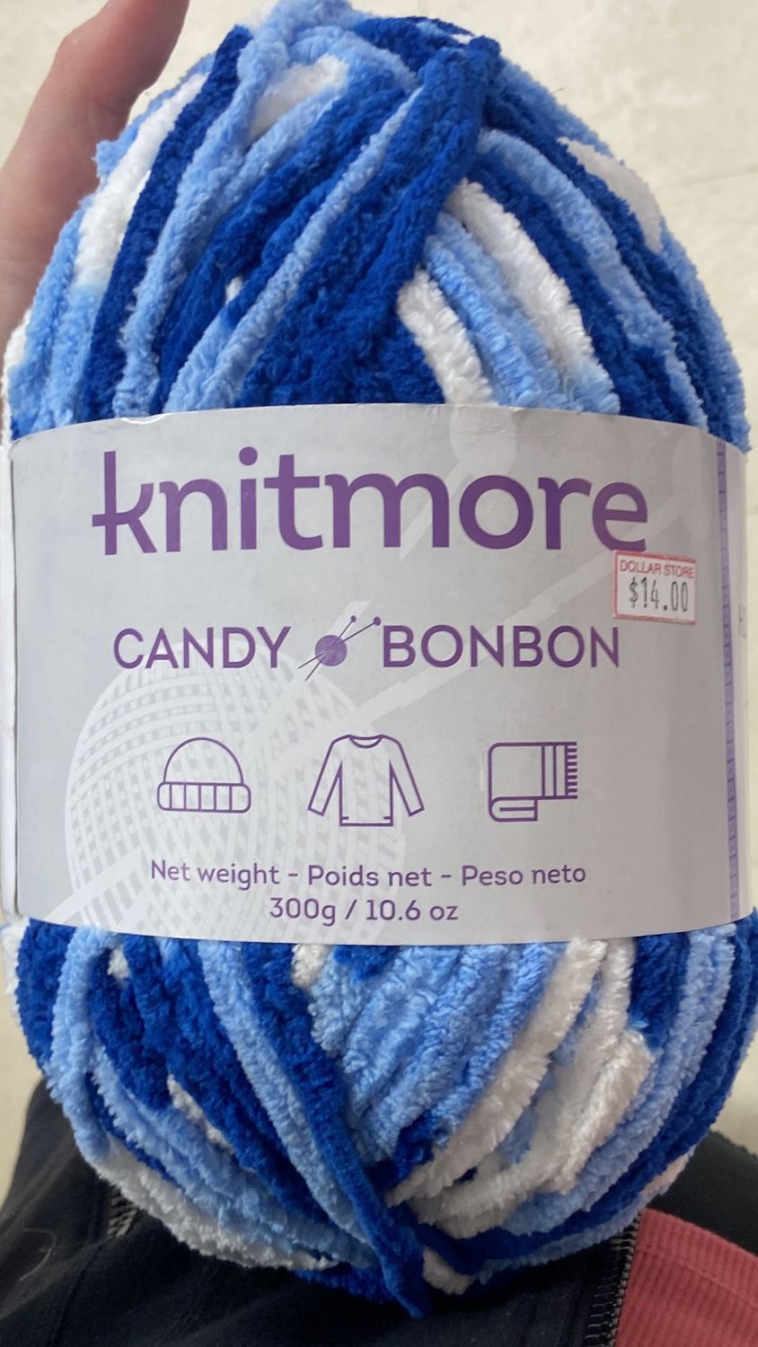 Knitmore: White-Blue Candy Knitting Yarn