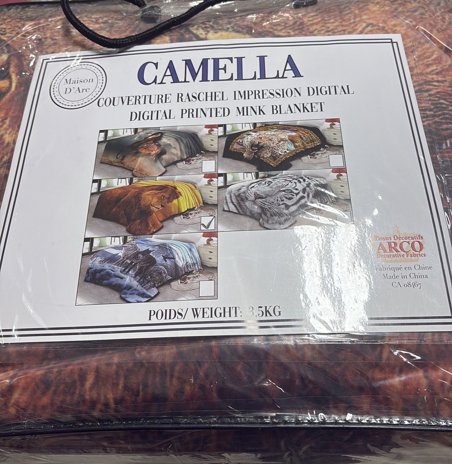 Camella lion print