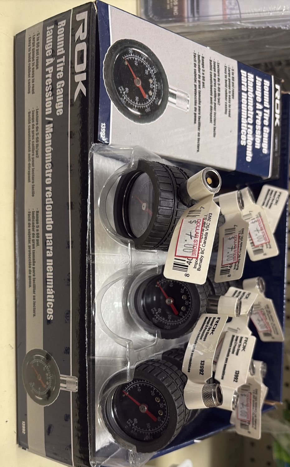 Round tire gauge
