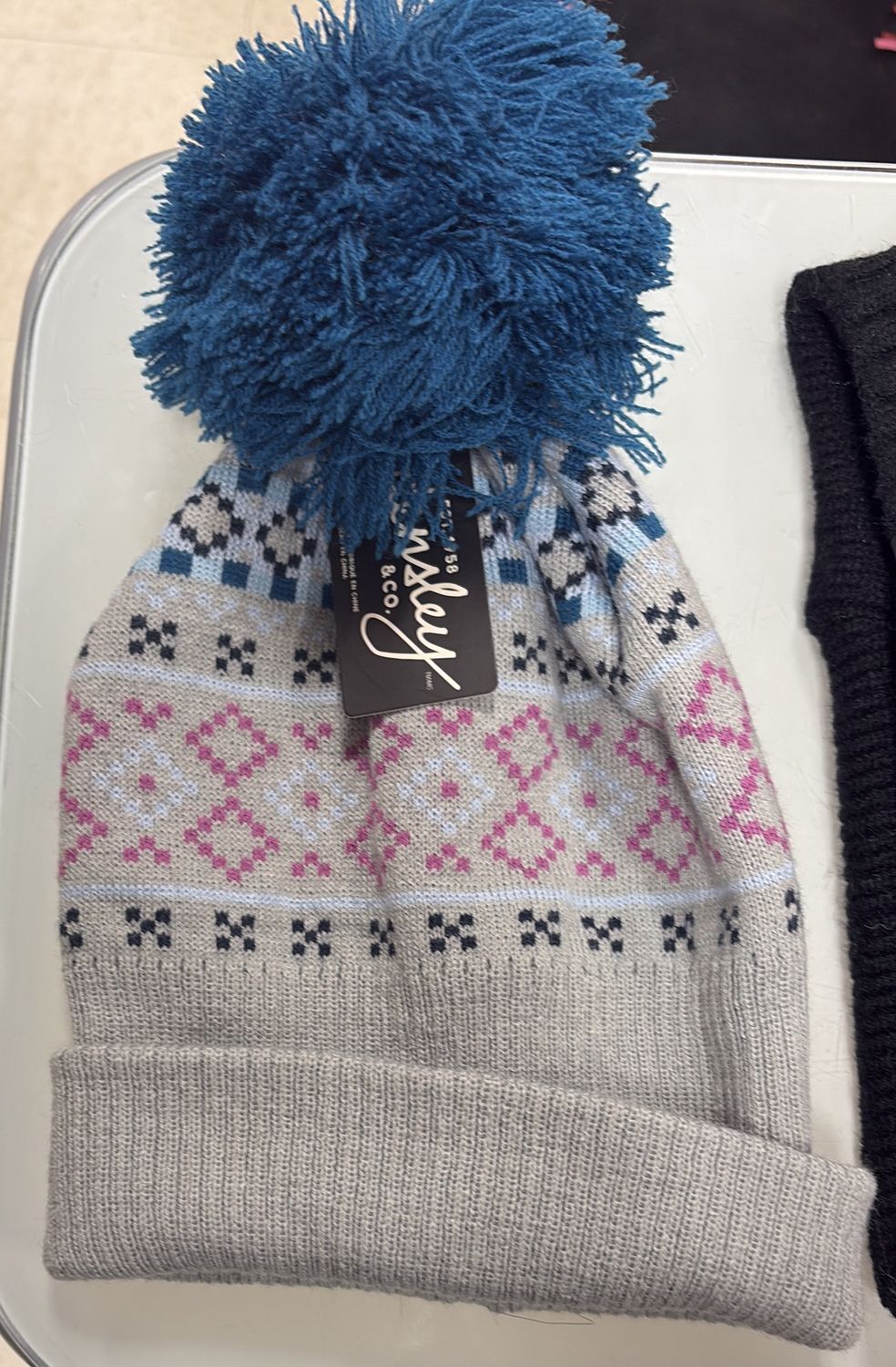 Ladies toque