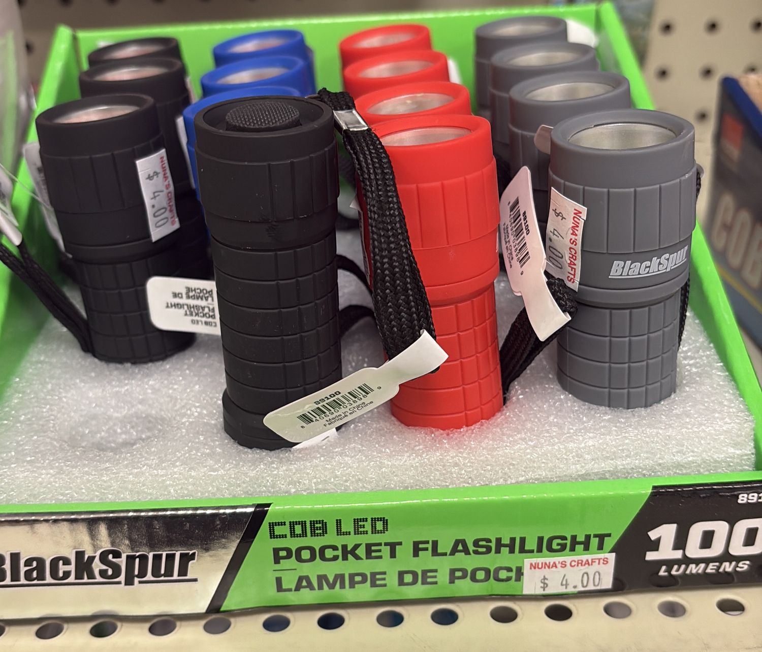 Pocket flashlight 100 lumens