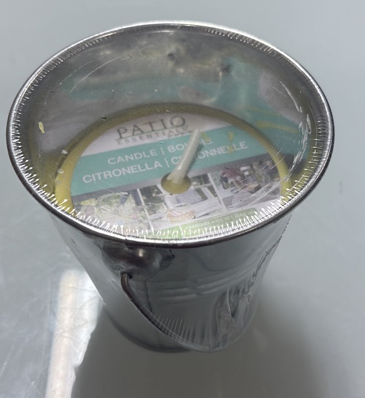 One pack candle citronella patio