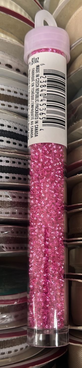 11/0 Czech Seed Beads (66434997V Fuchsia Dyed)