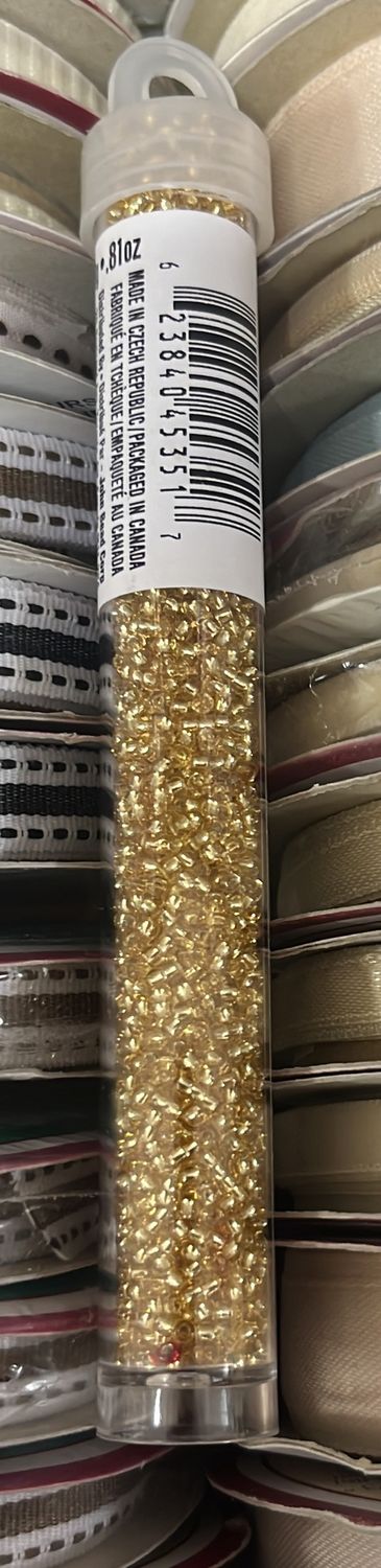 11/0 Czech Seed Beads (66434977V S/L Light Gold)