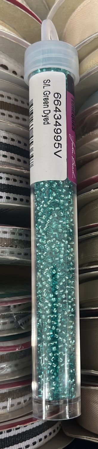 11/0 Czech Seed Beads (66434995V S/L Green Dyed)