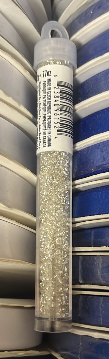 10/0 Czech Seed Beads (63210010-023 S/L Crystal) 
