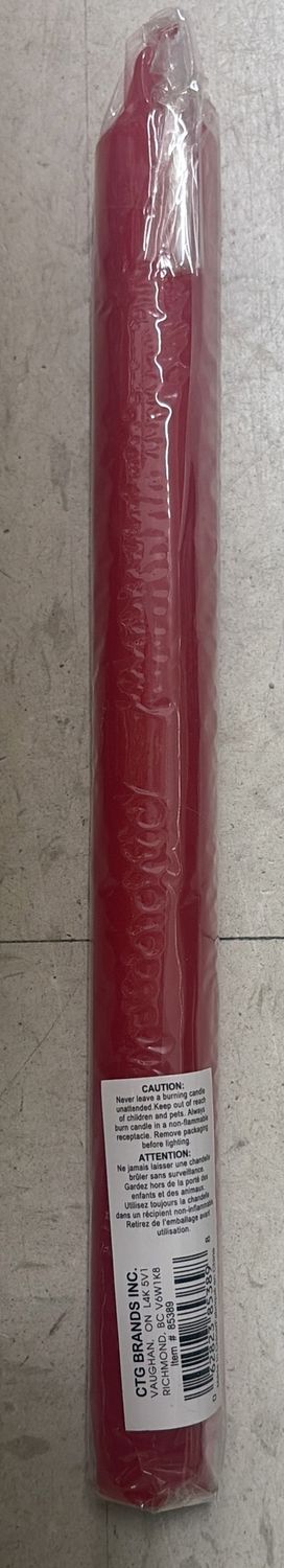 Red dinner candle