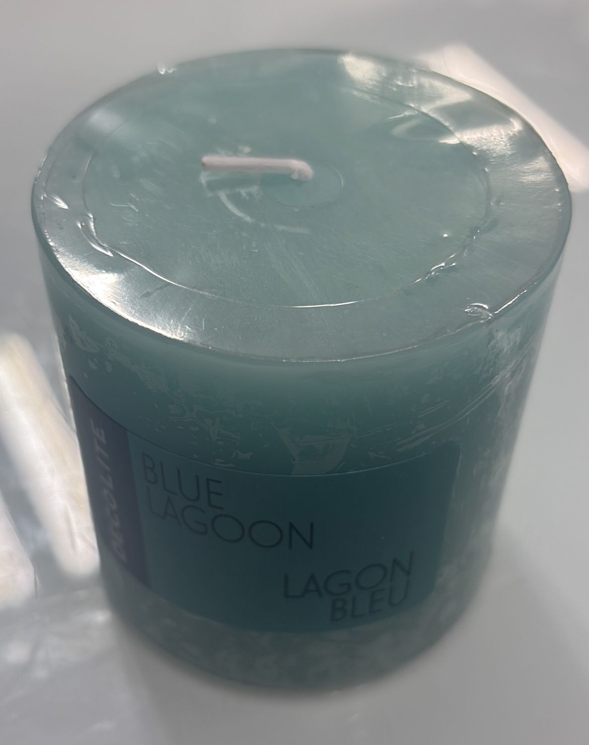 Blue lagoon candle