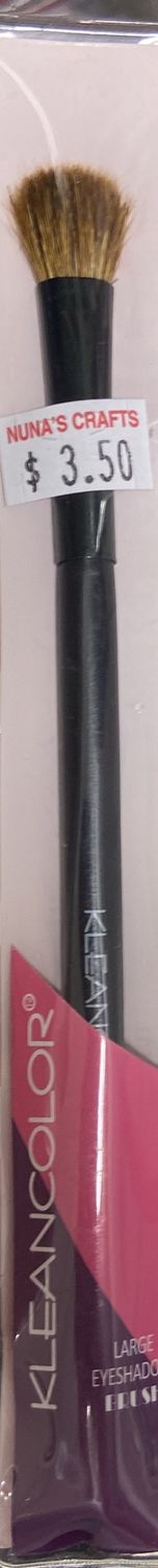 Kleancolor: Large Eyeshadow Brush