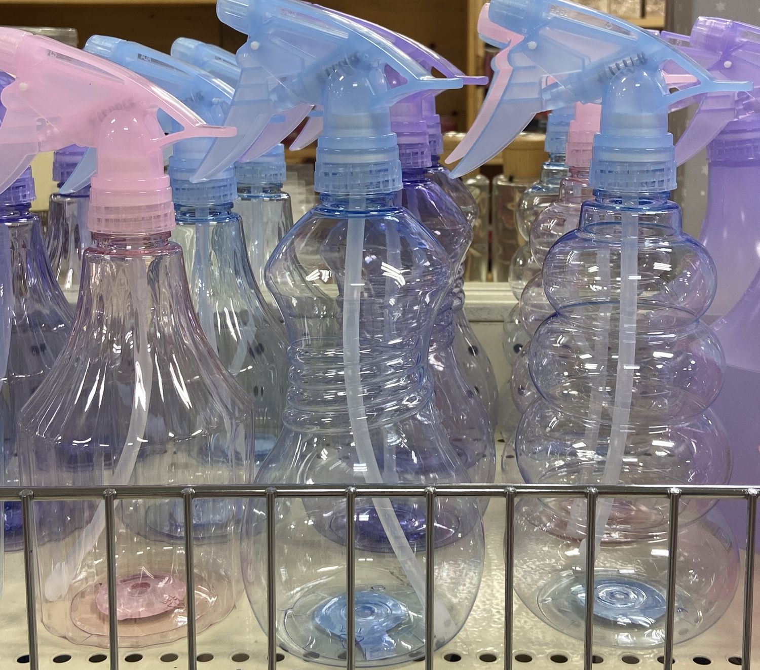 M.H.I.: Asst. Color Transparent Spray Bottles