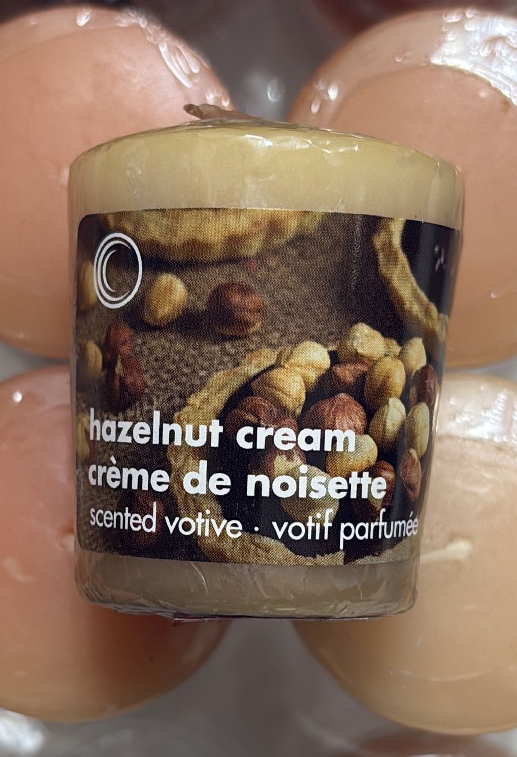 Hazelnut cream scented candle