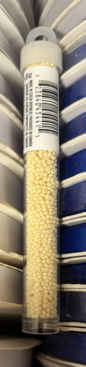 11/0 Czech Seed Beads (66440040V Beige Dyed Chalk White)