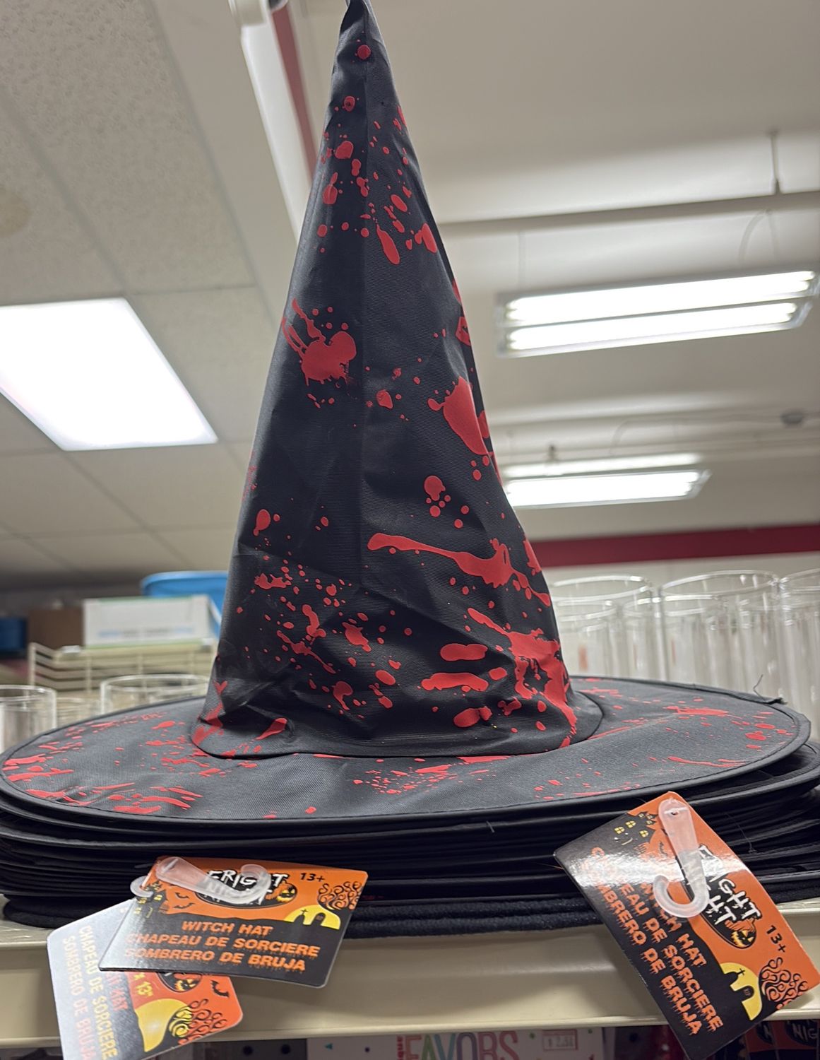 Witch hat adult red black