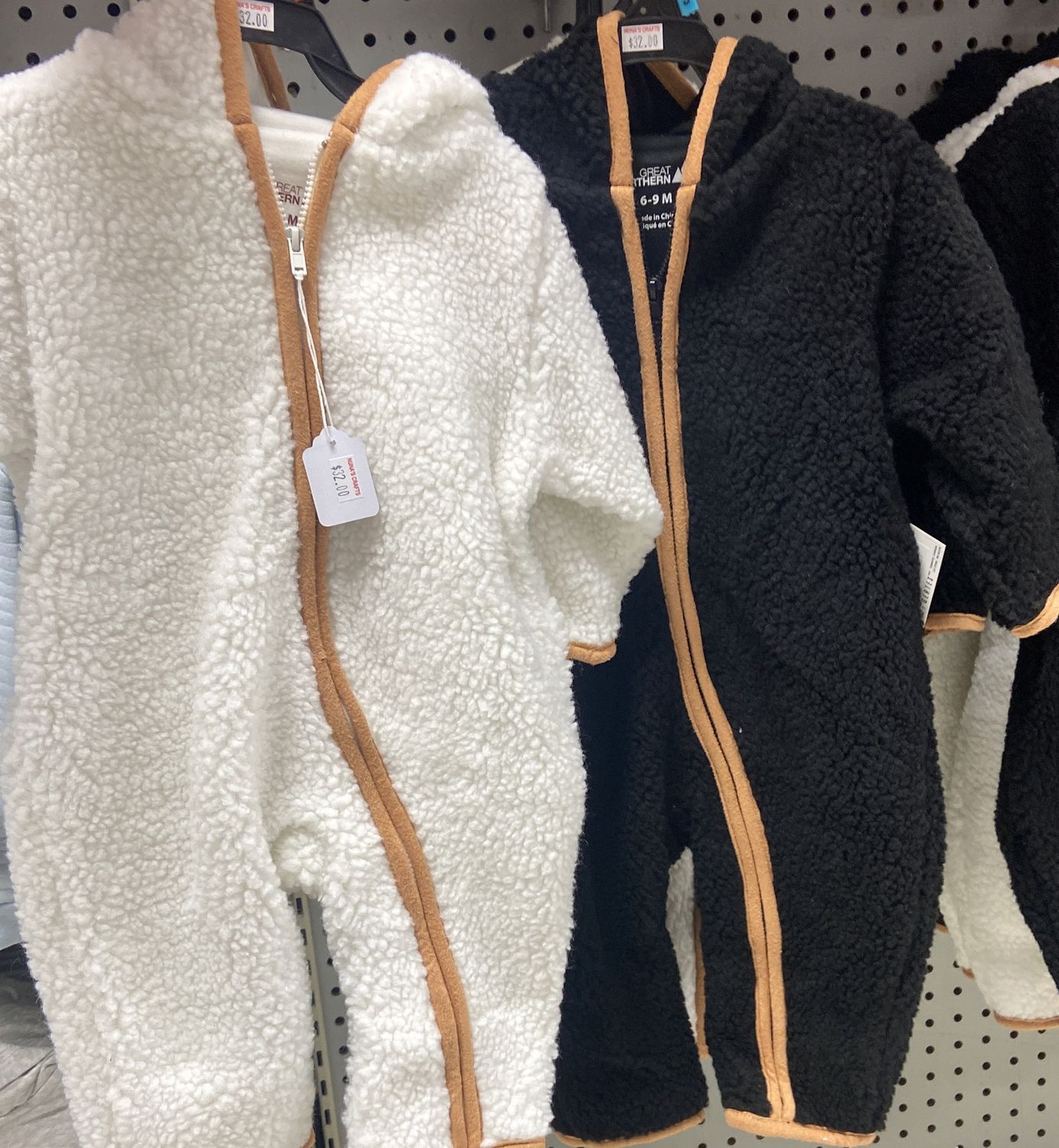 Great Northern: Black/White Asst. Size Baby Fleece Onsie